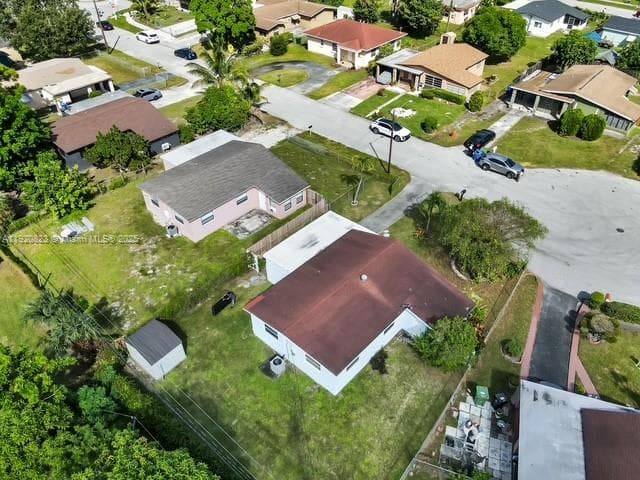1041 NW 24th Ter, Fort Lauderdale, FL 33311 photo 4