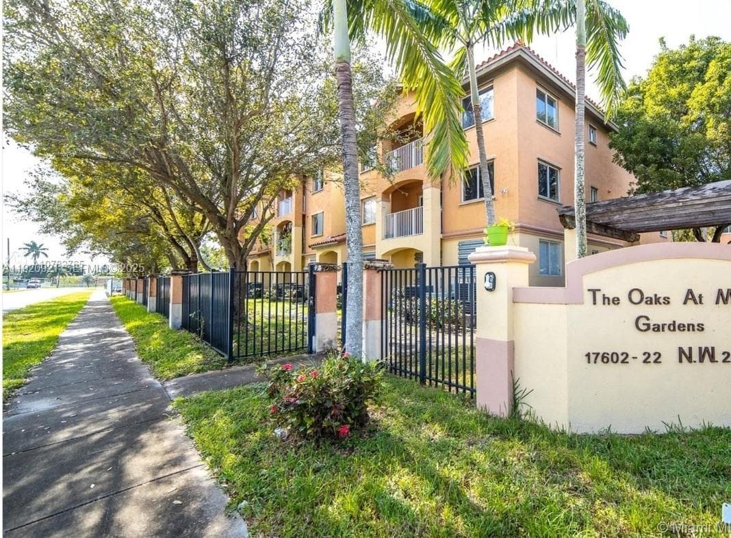 17622 NW 25th Ave # 101, Miami Gardens, FL 33056