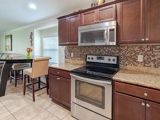 9446 Windrift Circle, Fort Pierce, FL 34945 photo 2