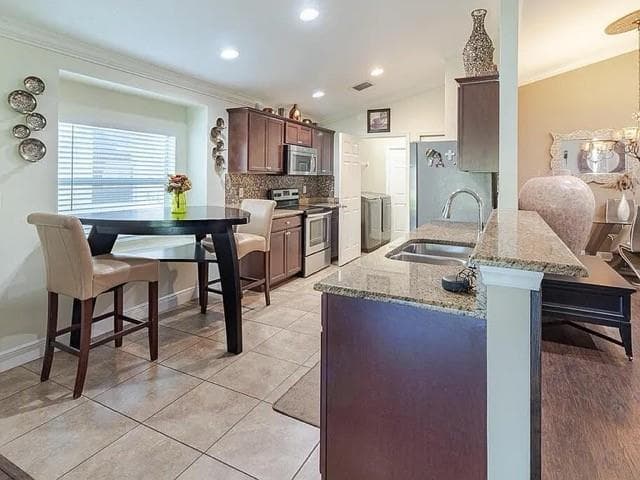 9446 Windrift Circle, Fort Pierce, FL 34945 photo 3