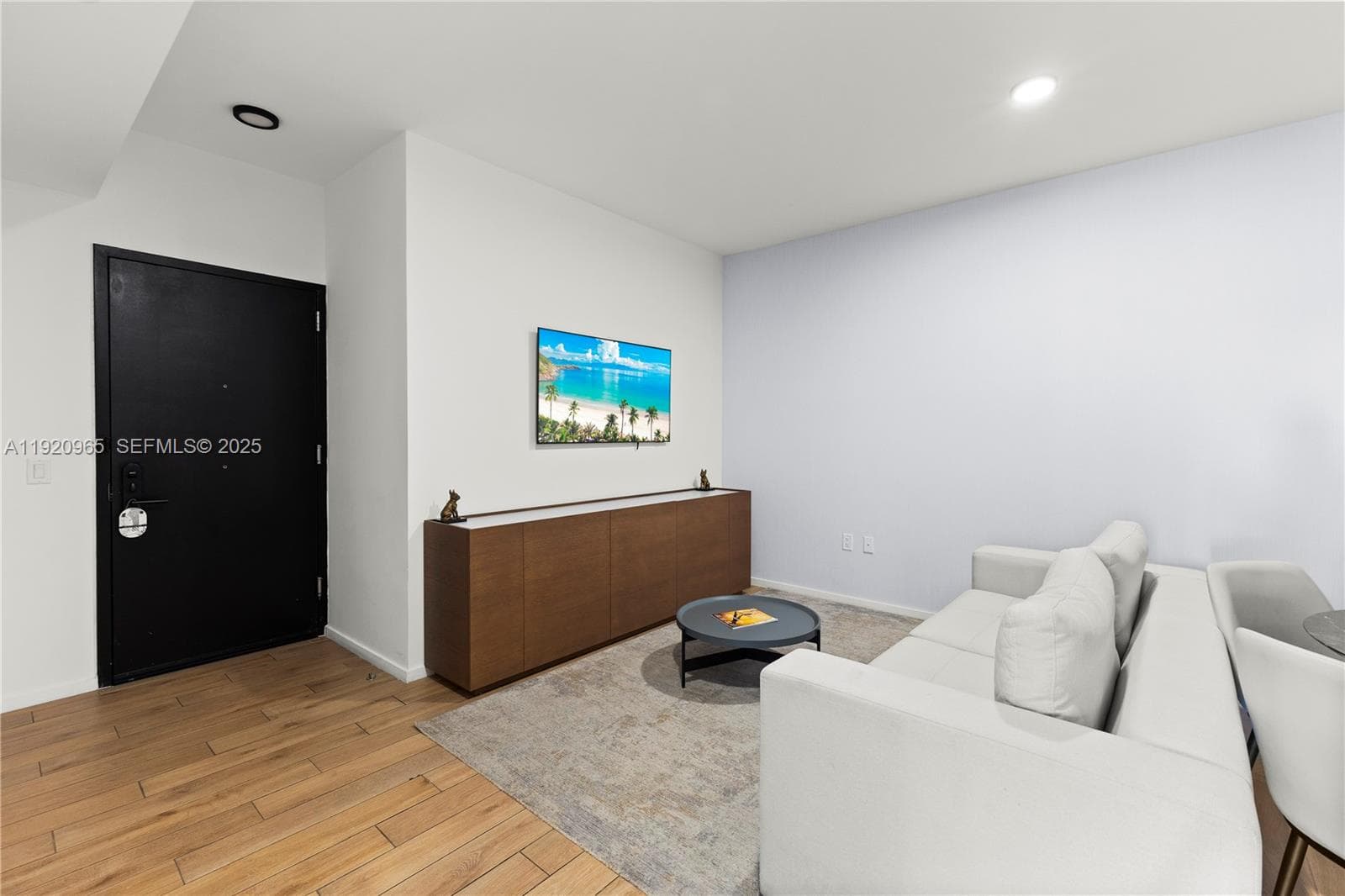 398 NE 5th St # 3515, Miami, FL 33132 photo 5