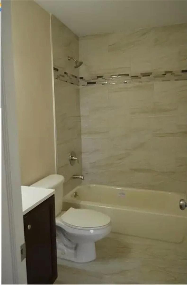 6800 NE 22nd Way # 2121, Fort Lauderdale, FL 33308 photo 4