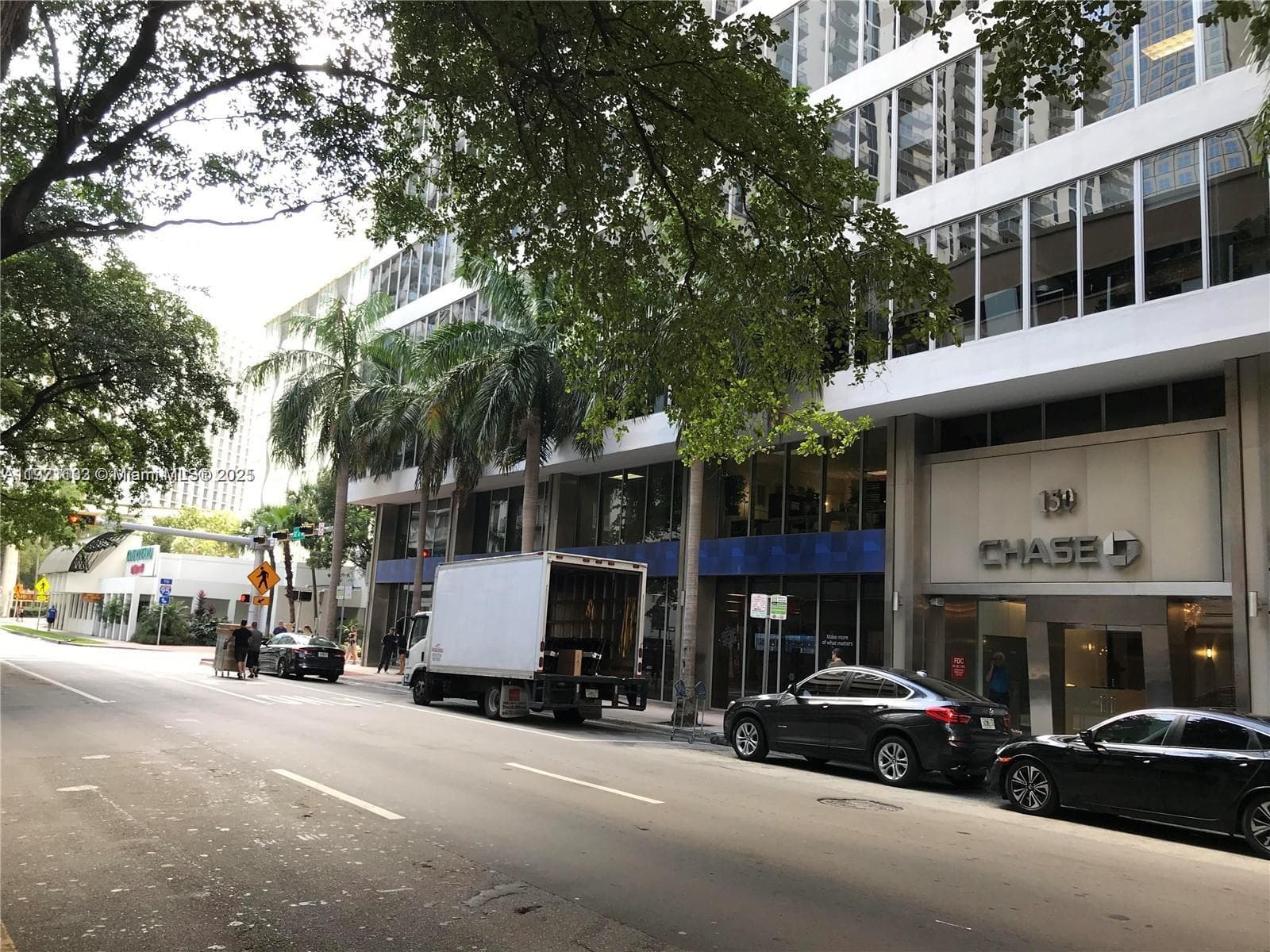 150 SE 2nd Ave # 510&511, Miami, FL 33131