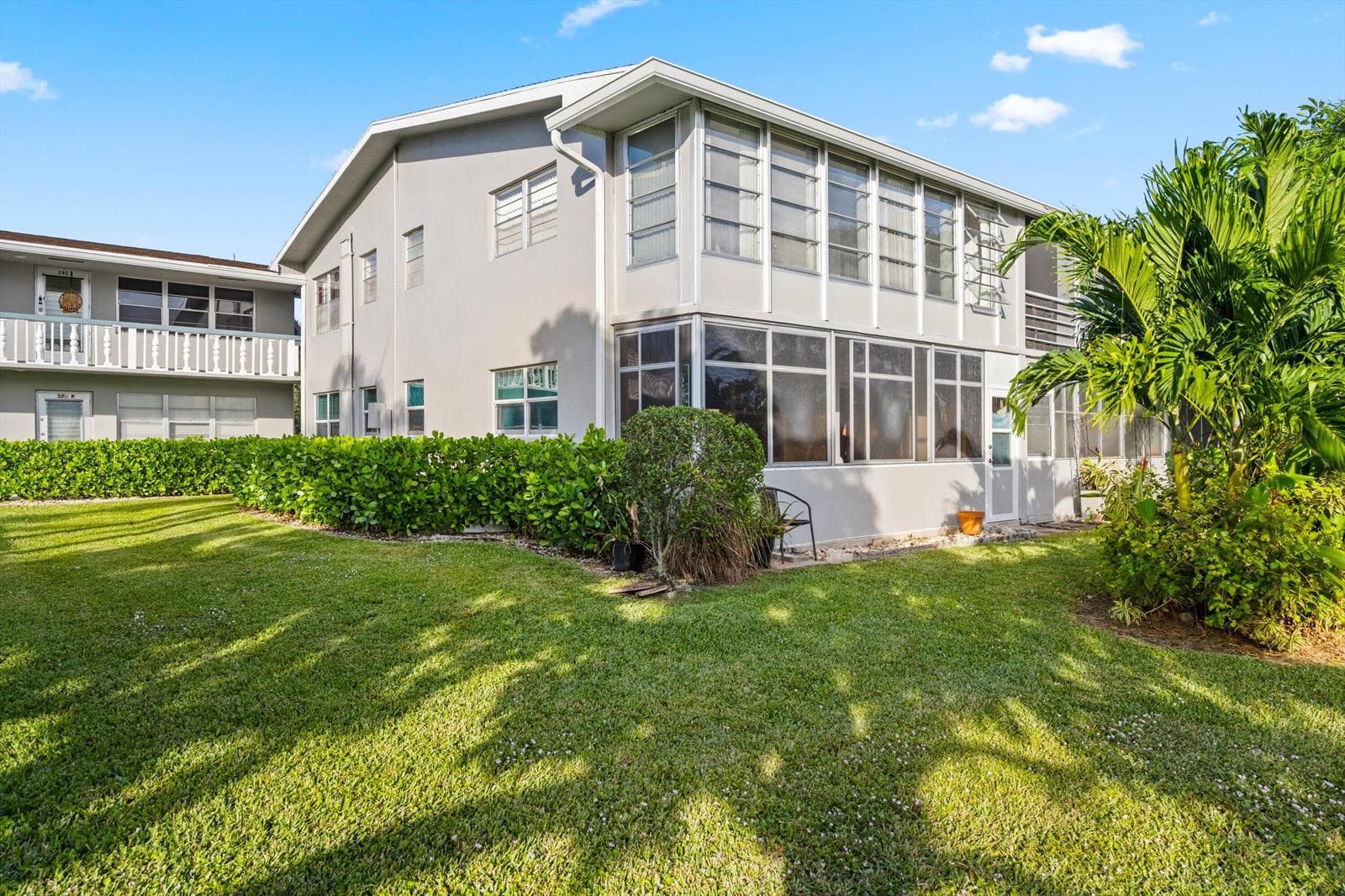 380 Sheffield P, West Palm Beach, FL 33417 photo 2