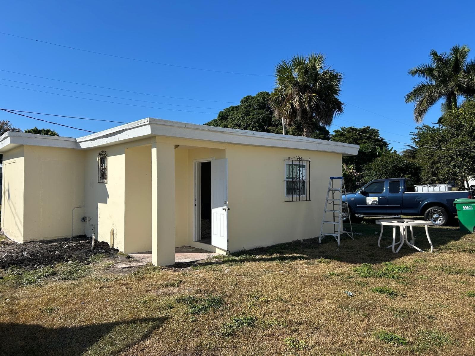 371 Banyan (REAR APT) Avenue, Pahokee, FL 33476