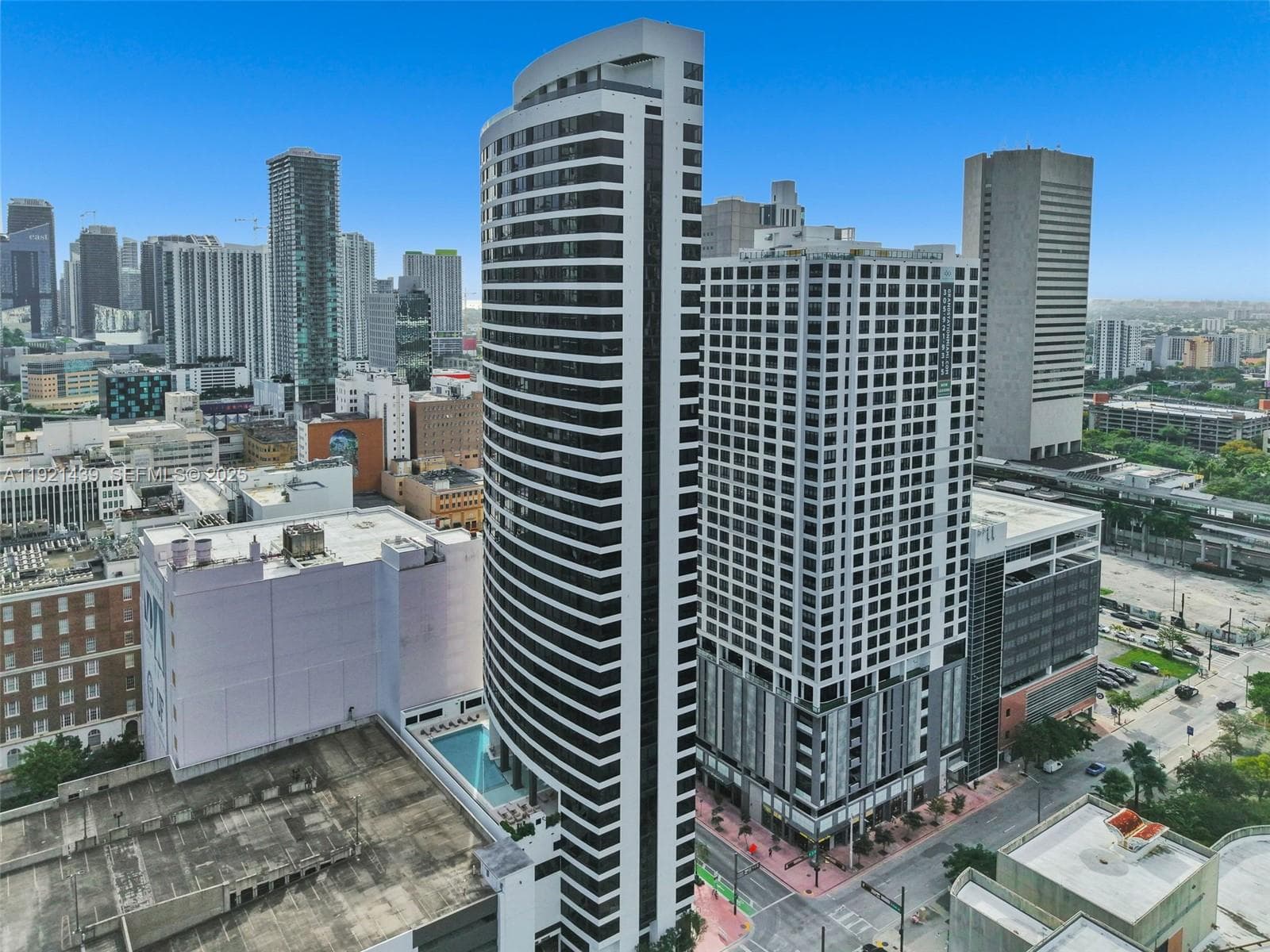 225 N Miami Avenue # 901, Miami, FL 33128 photo 3