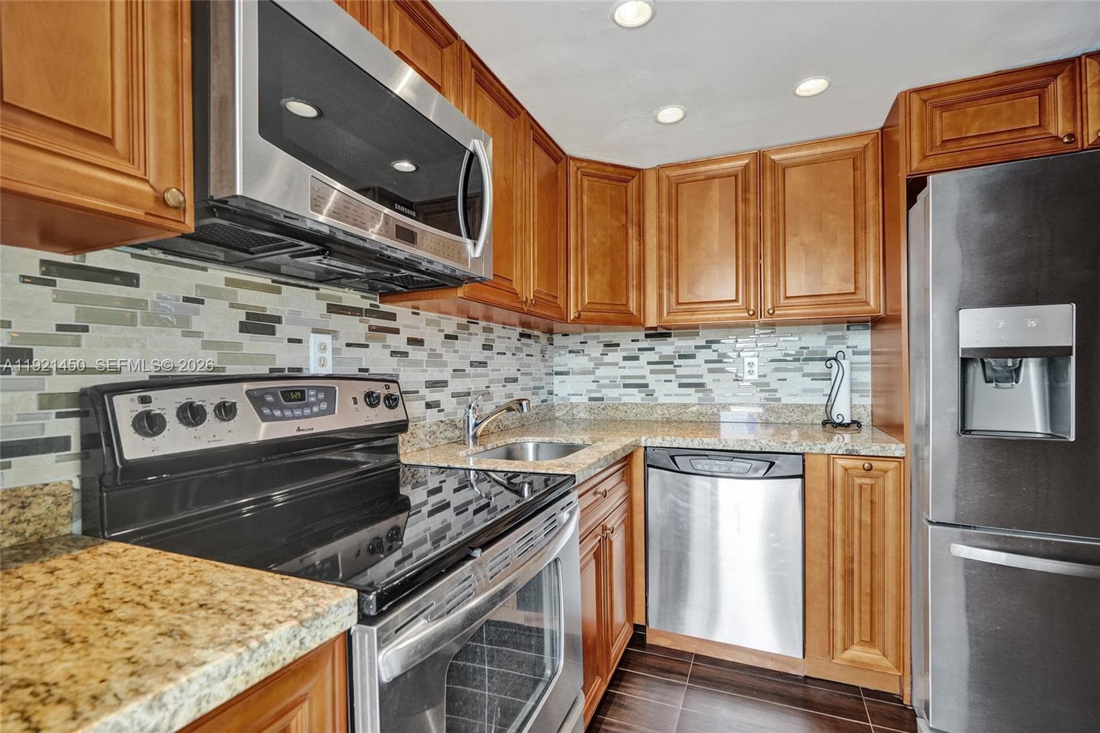 1535 SE 15th St # 208, Fort Lauderdale, FL 33316 photo 4