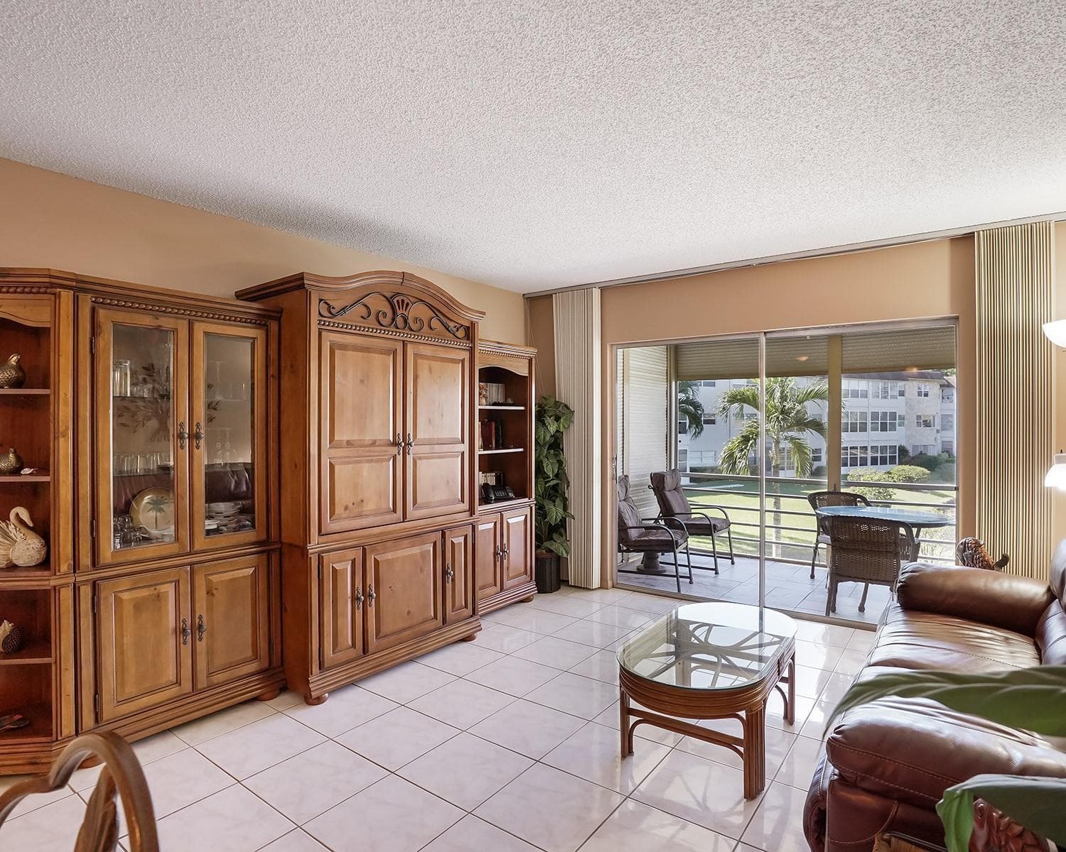 3501 NW 47th Avenue # 503, Lauderdale Lakes, FL 33319 photo 4
