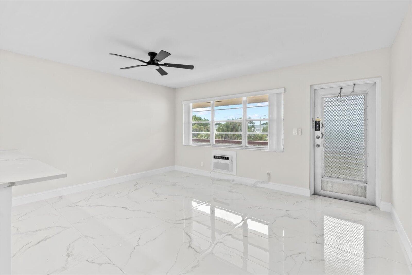 17 Andover A, West Palm Beach, FL 33417 photo 4