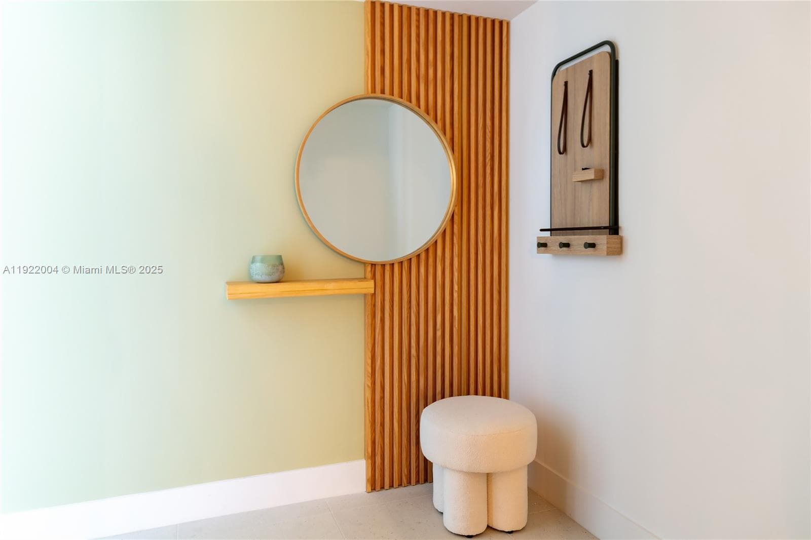 159 NE 6th St # 3002, Miami, FL 33132 photo 3