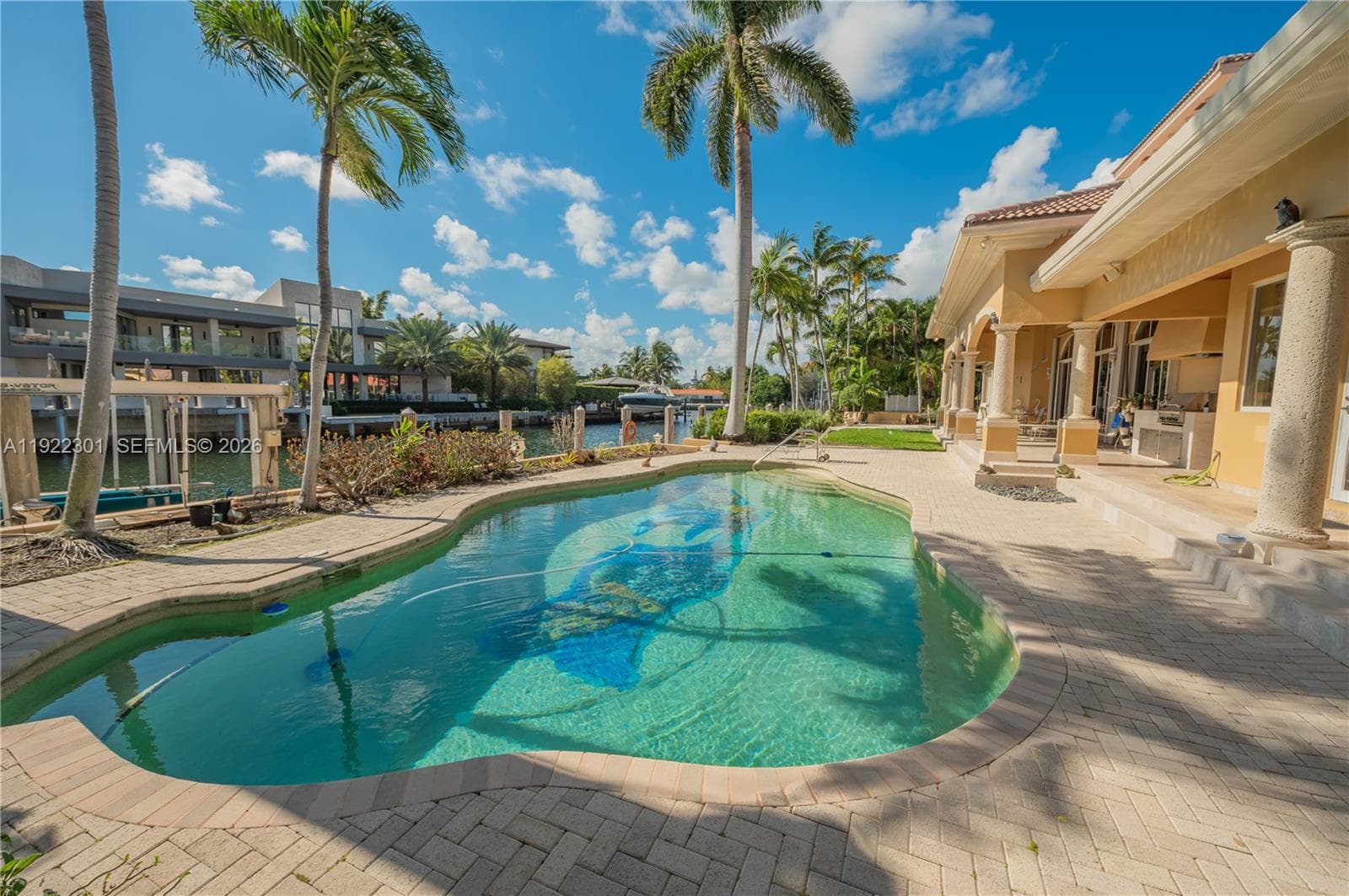 3220 NE 165th St, North Miami Beach, FL 33160 photo 3
