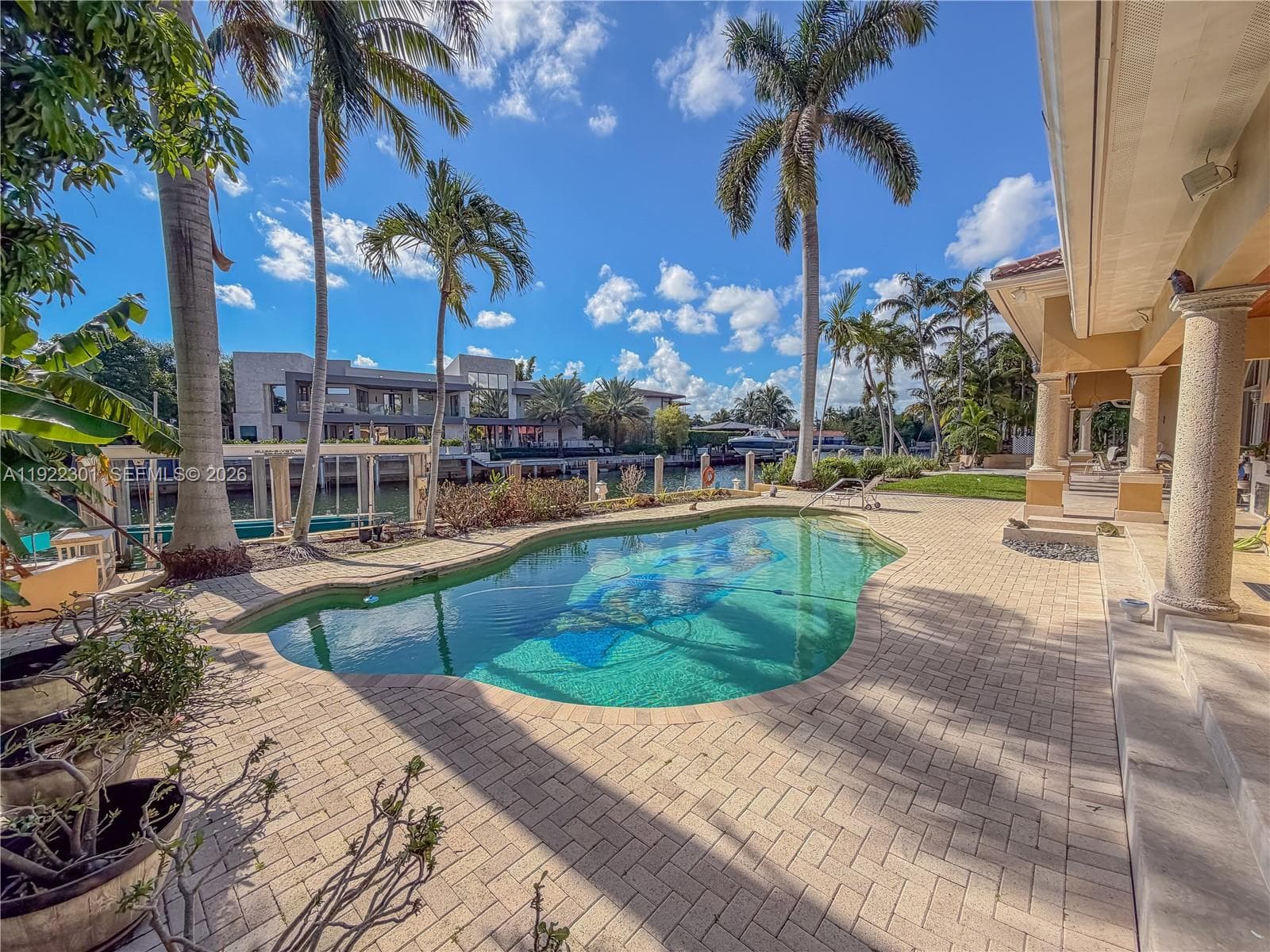 3220 NE 165th St, North Miami Beach, FL 33160 photo 4