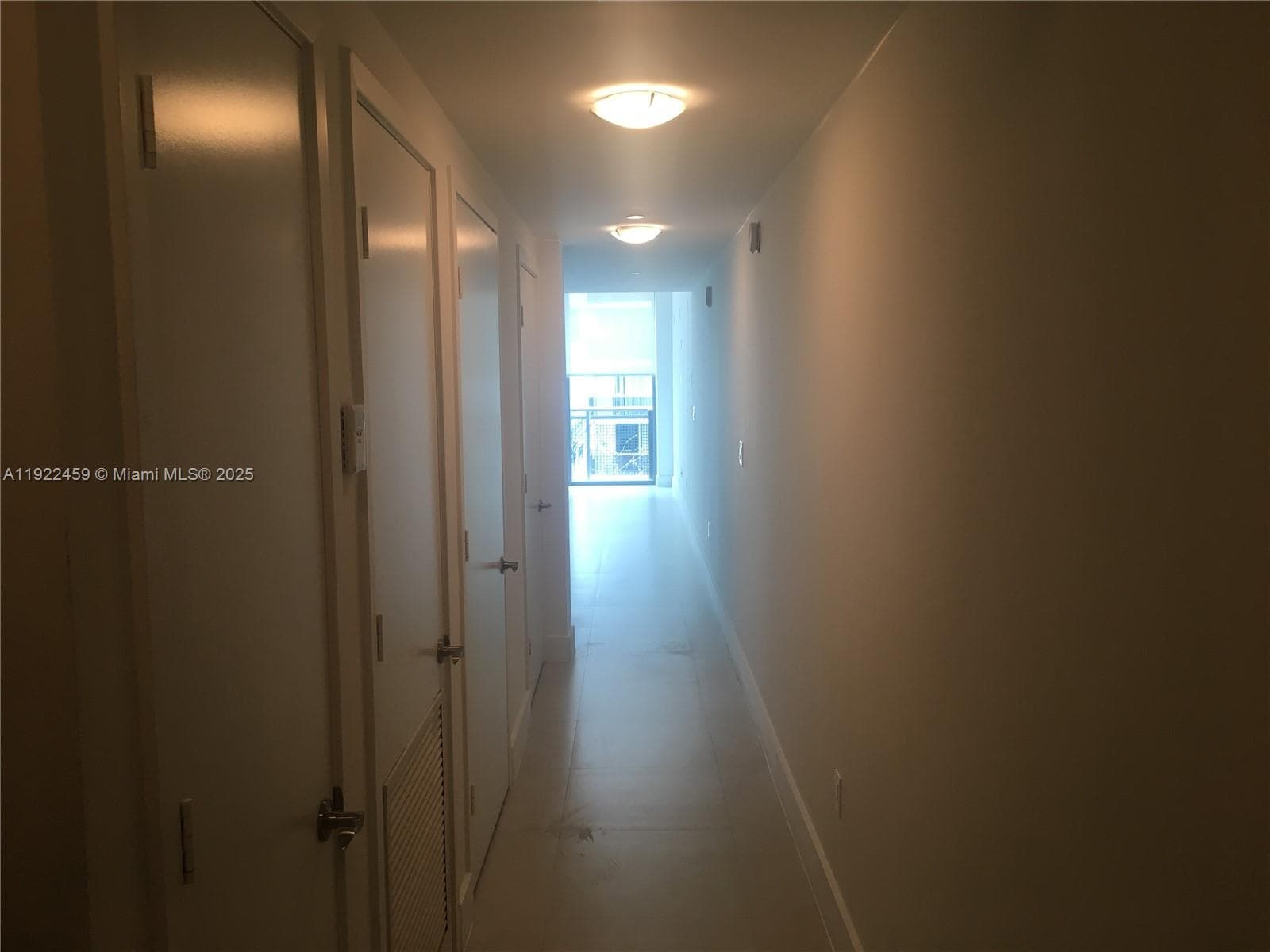 6000 Collins Ave # 521, Miami Beach, FL 33140 photo 3