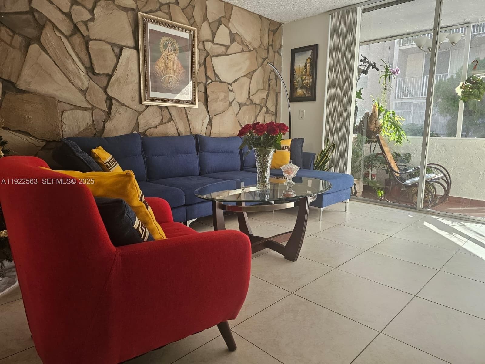 8411 NW 8th St # 111, Miami, FL 33126 photo 5