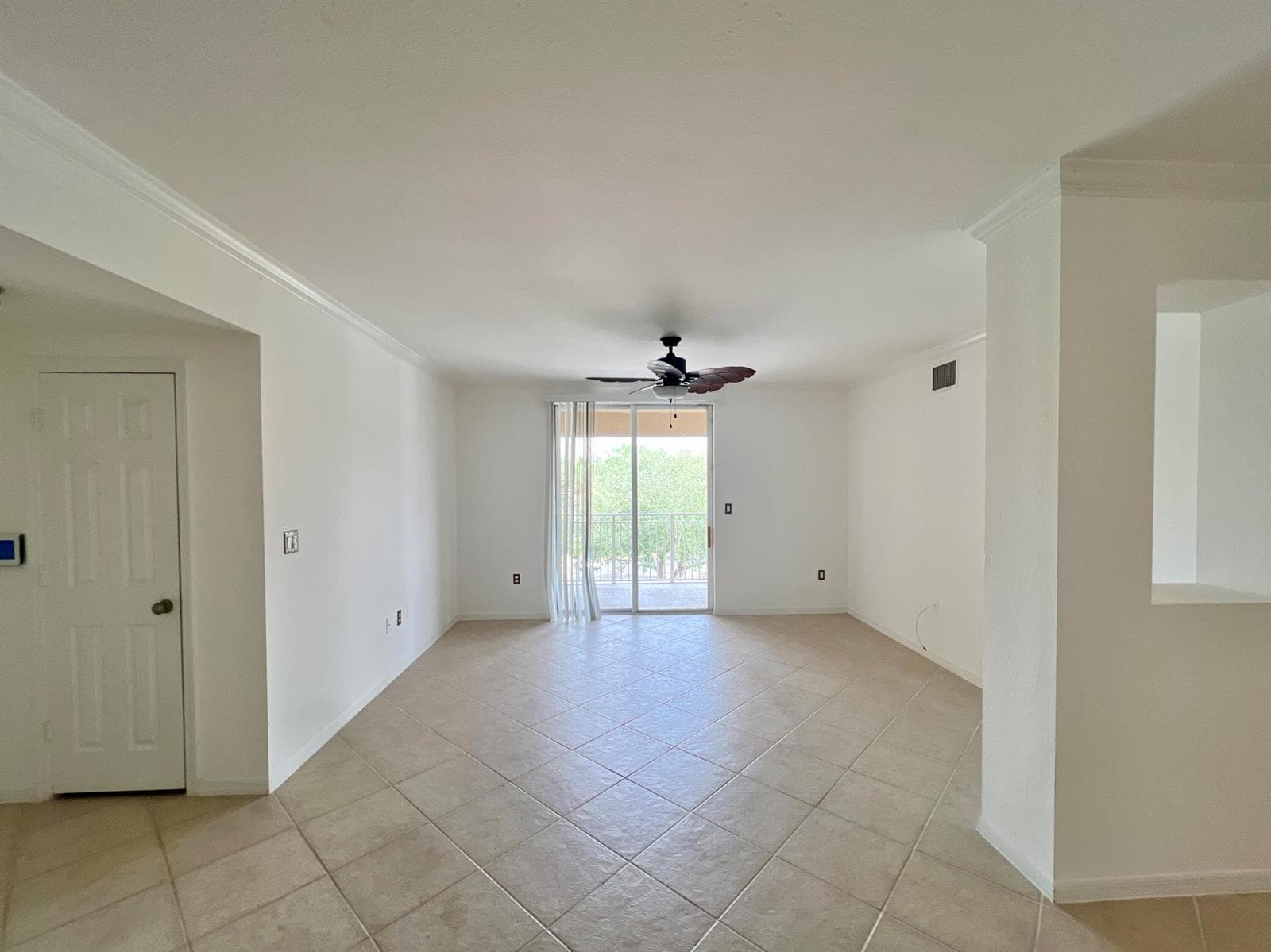 6450 Emerald Dunes Drive # 301, West Palm Beach, FL 33411 photo 4
