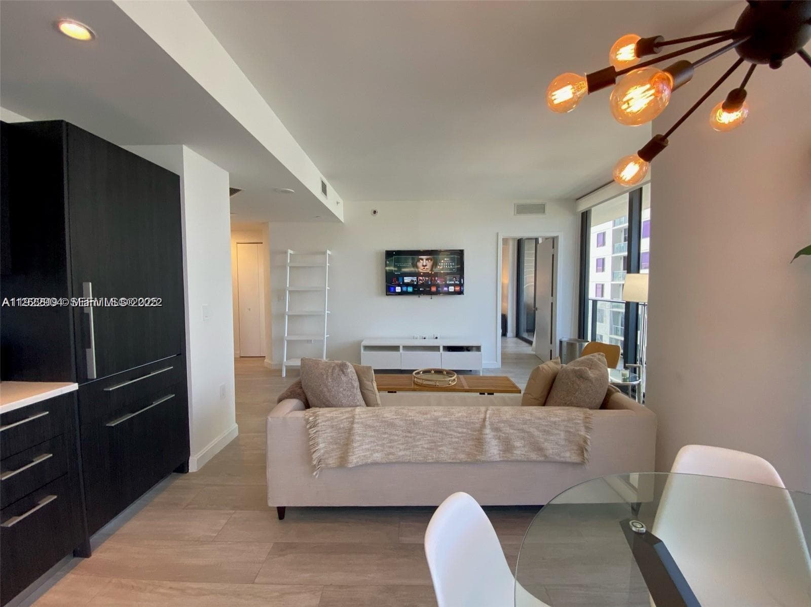 55 SW 9th St # 3001, Miami, FL 33130 photo 4