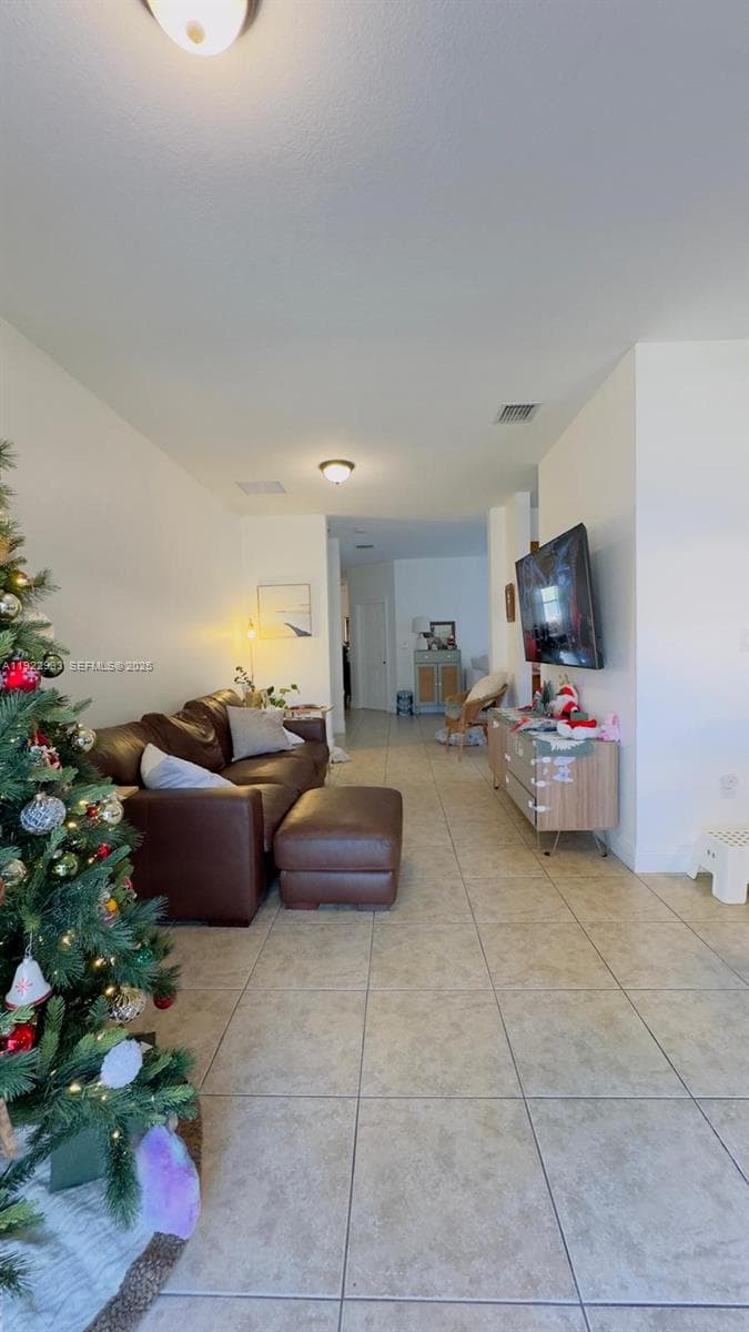 10131 NW 10th St, Miami, FL 33172 photo 4