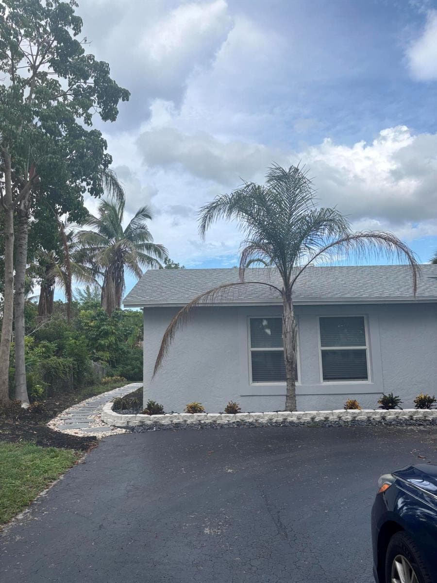 288 NW 39th Way, Deerfield Beach, FL 33442 photo 2