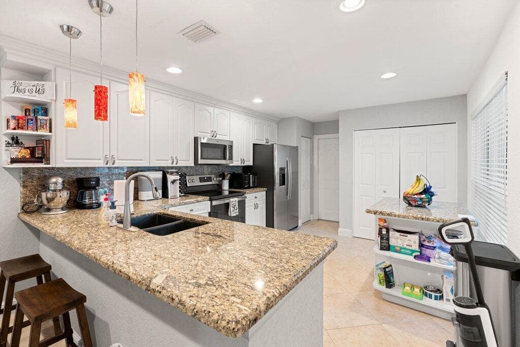 288 NW 39th Way, Deerfield Beach, FL 33442 photo 4