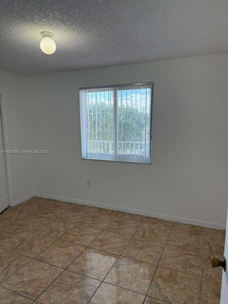 7000 NW 186th St # 4-226, Hialeah, FL 33015 photo 5