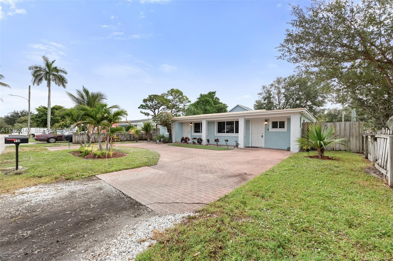 112 Milton St, Lantana, FL 33462 photo 3