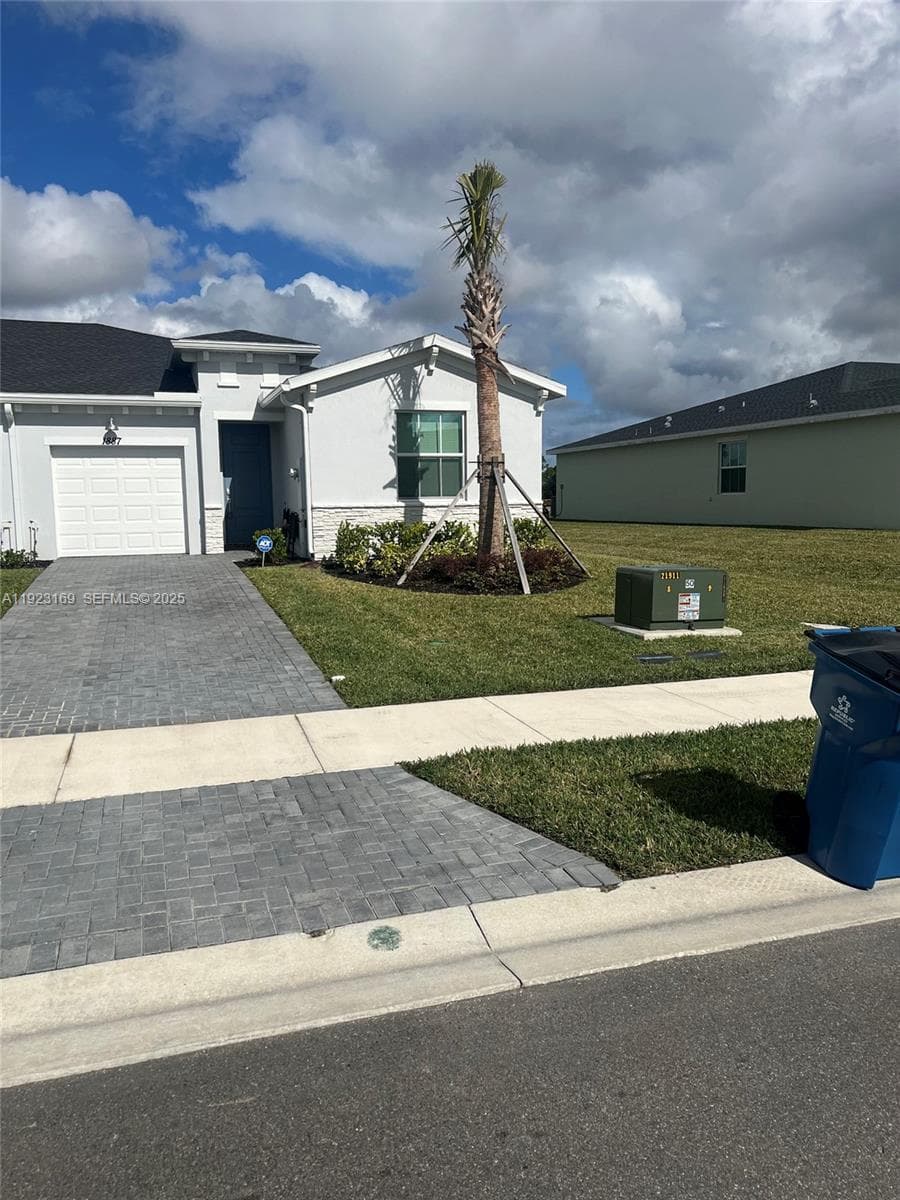 1887 Cerulean Dr, Palm Bay, FL 32907 photo 2