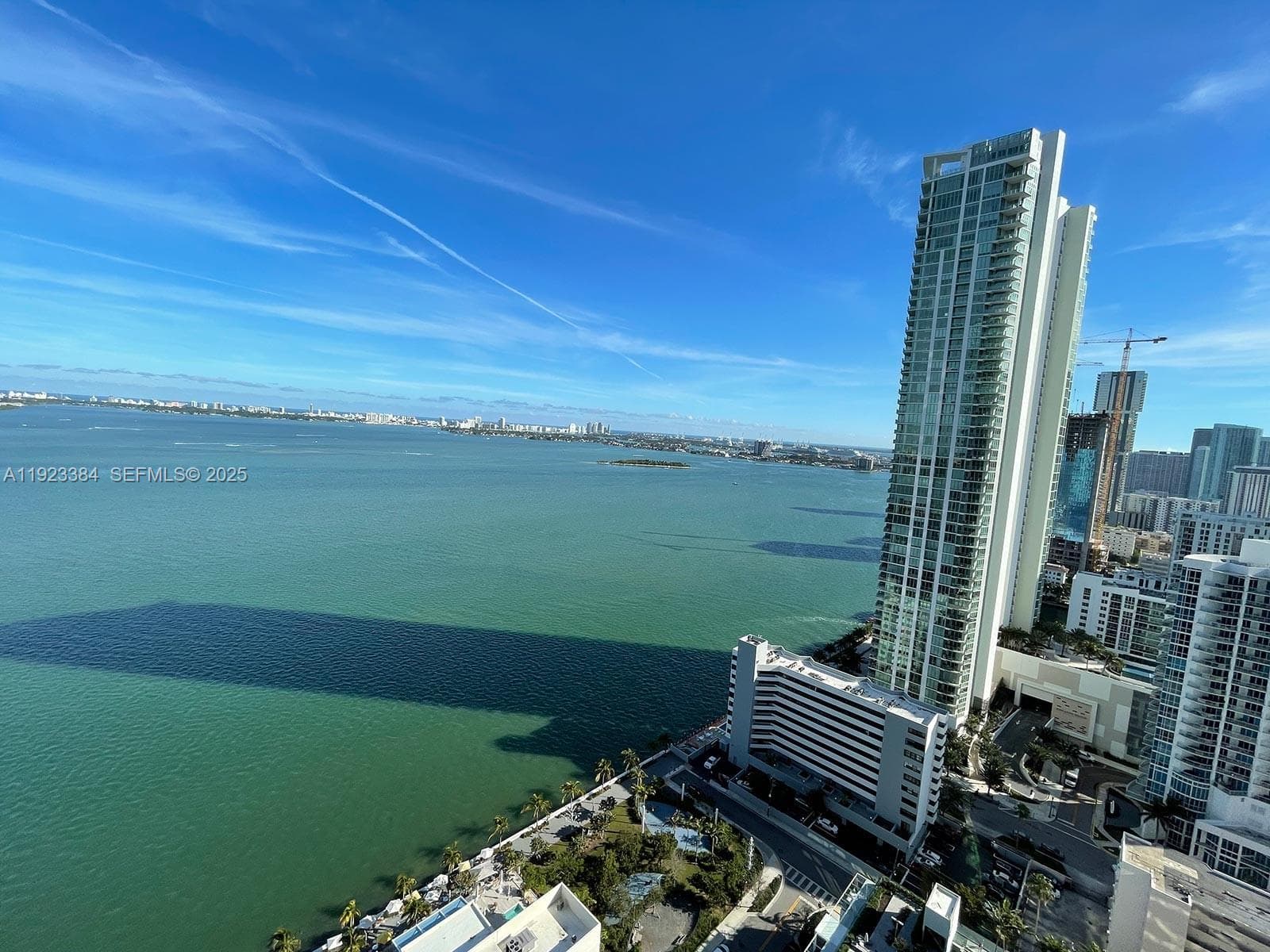 650 NE 32nd St # 3005, Miami, FL 33137 photo 3