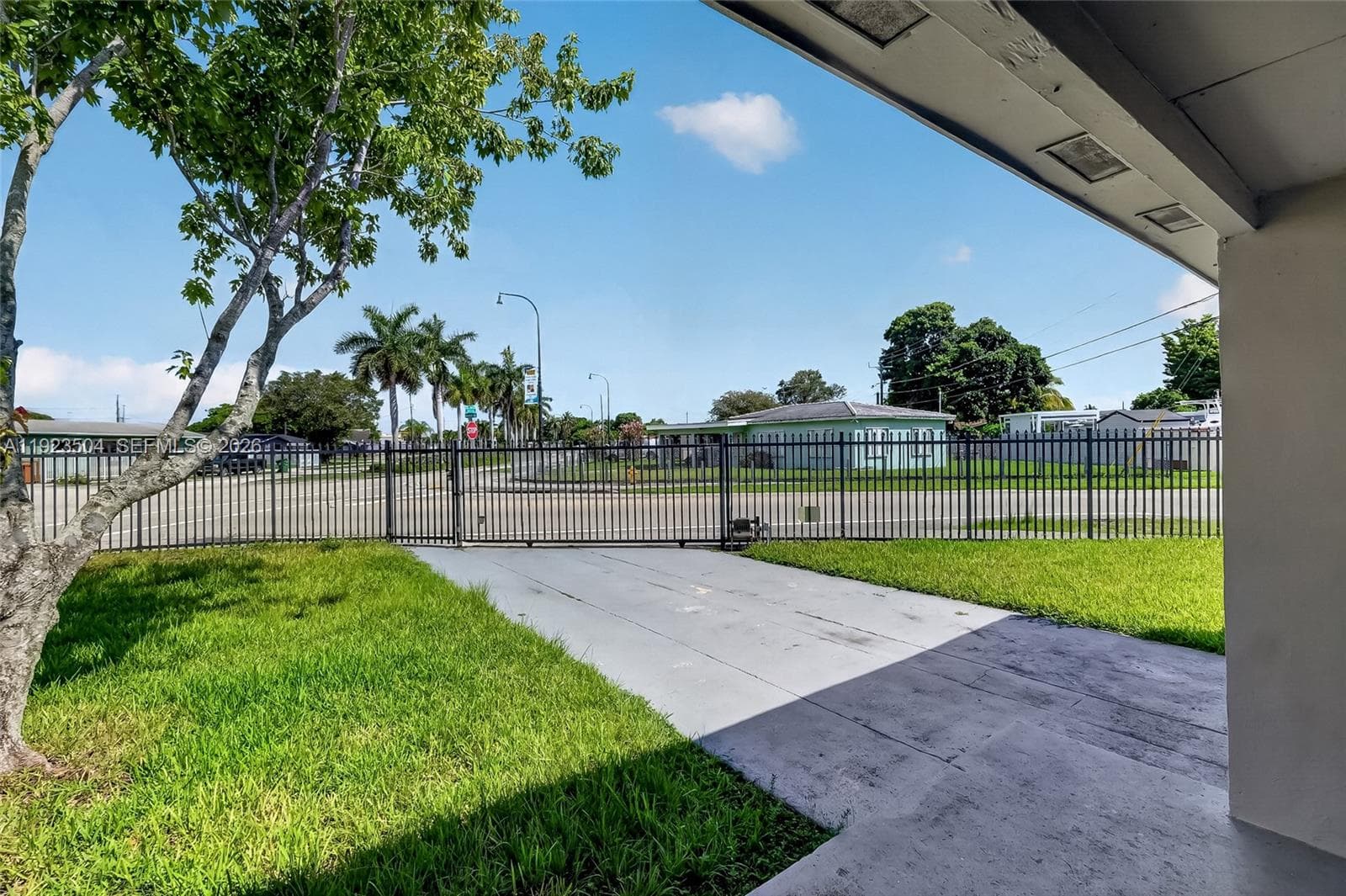 14801 Lincoln Blvd, Miami, FL 33176 photo 5