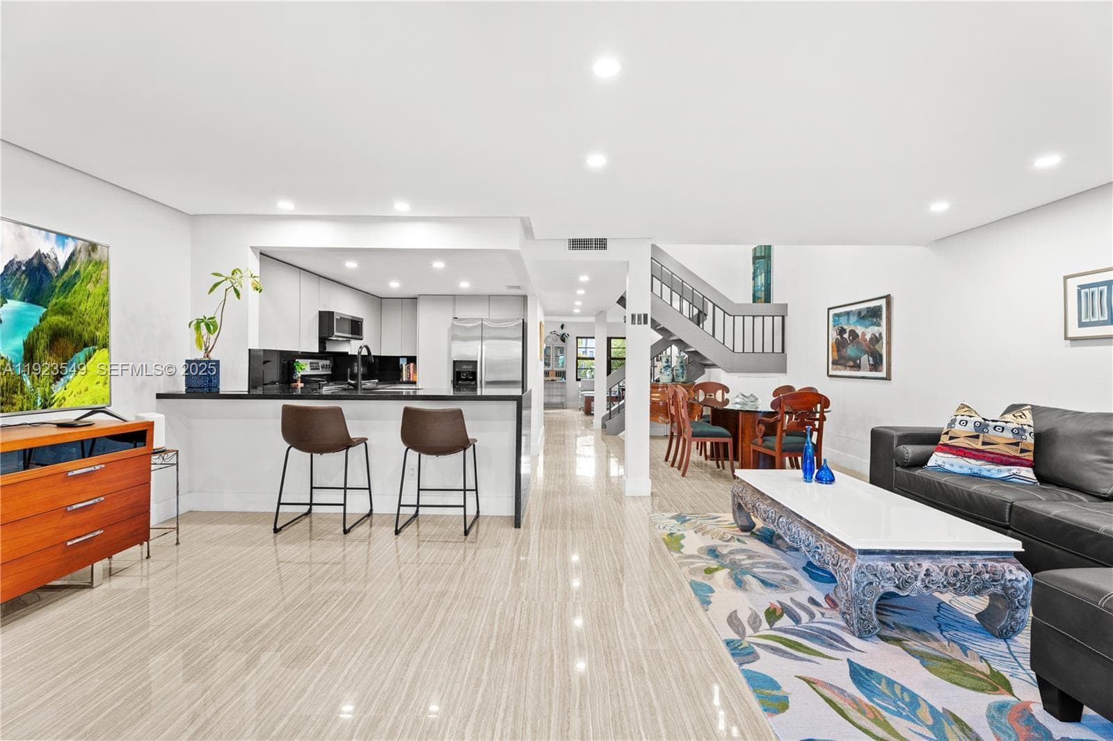 2528 N 38 Ave # D-32, Hollywood, FL 33021 photo 4