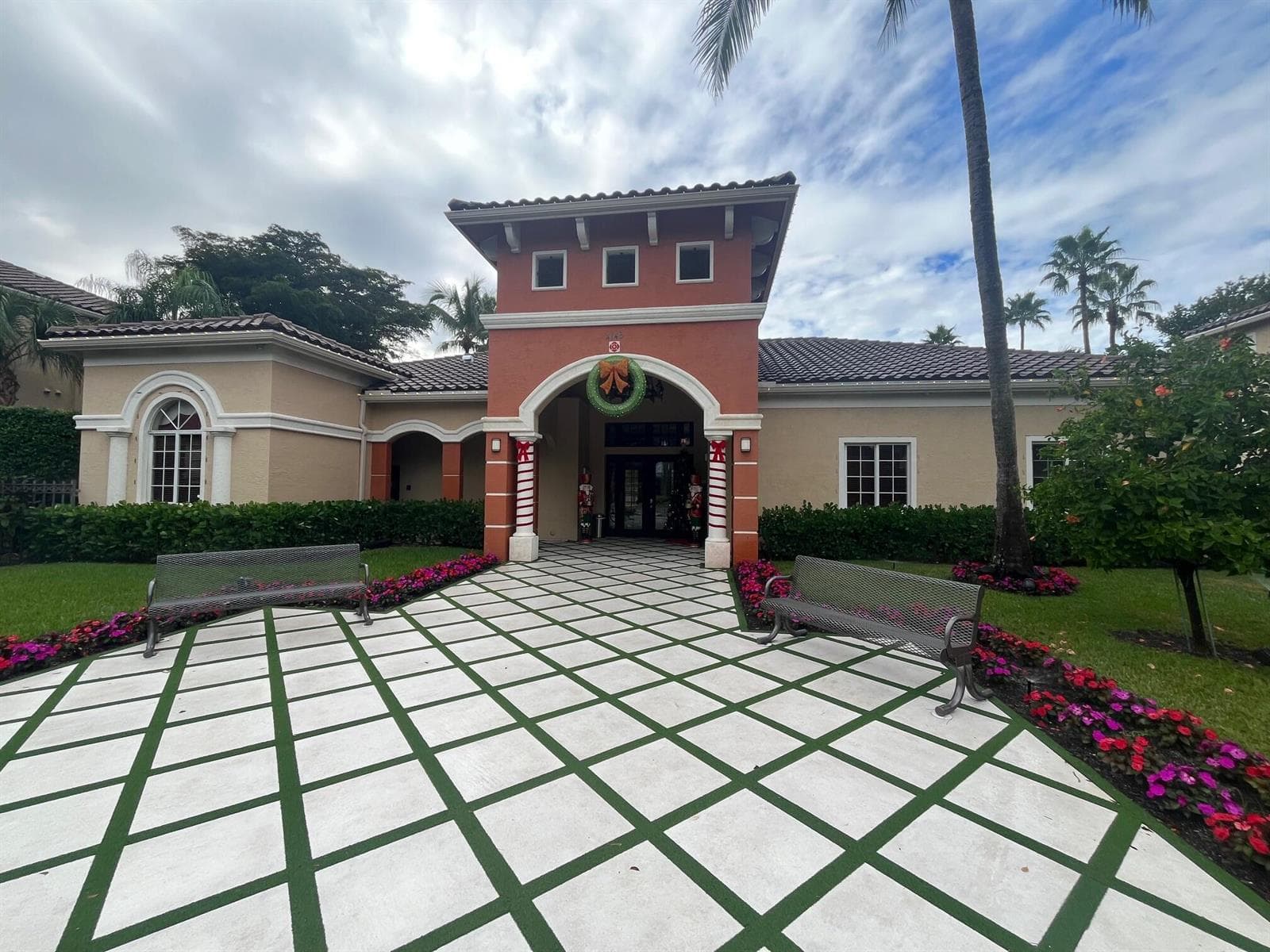 4167 N Haverhill Road # 1102, West Palm Beach, FL 33417