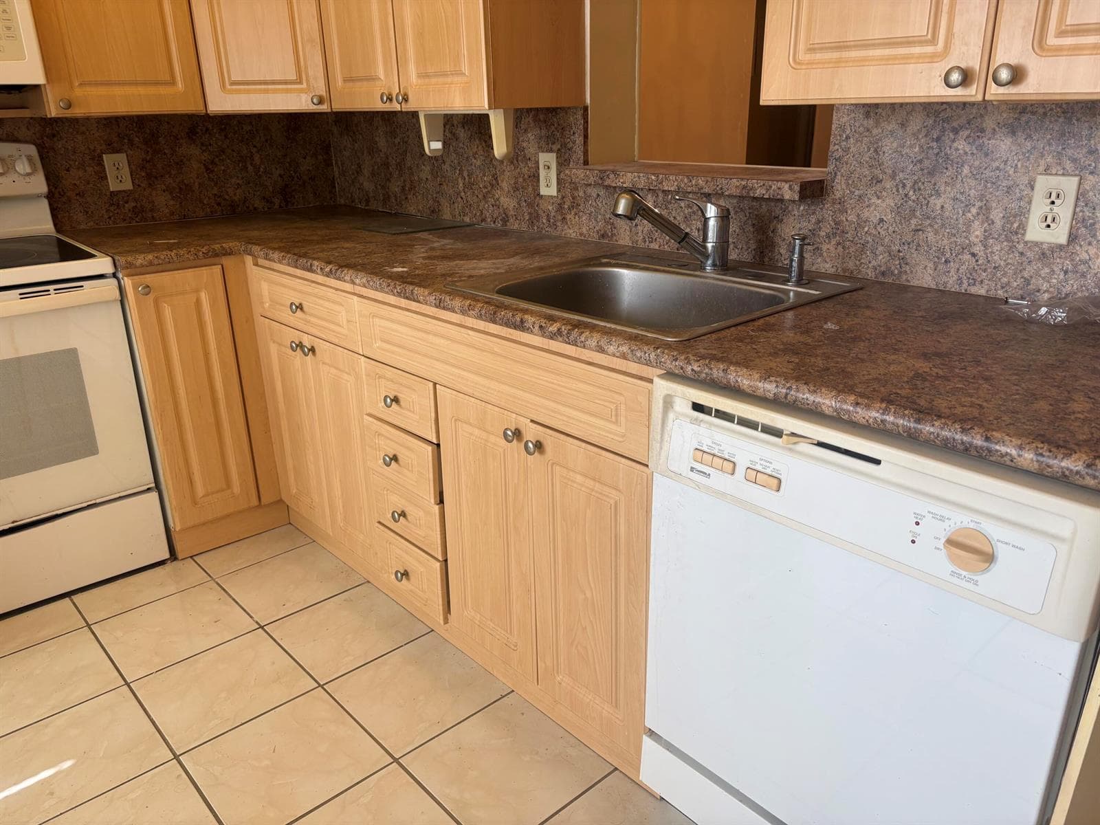 2804 Victoria Way # B2, Coconut Creek, FL 33066 photo 2