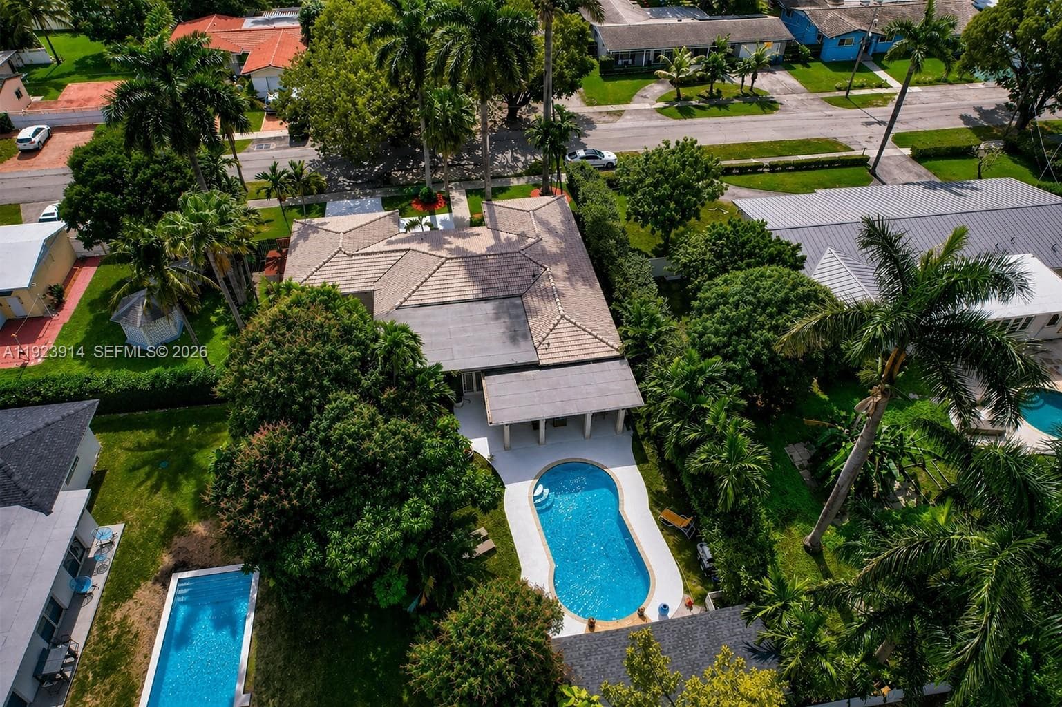 461 NE 115th St, Miami, FL 33161 photo 4