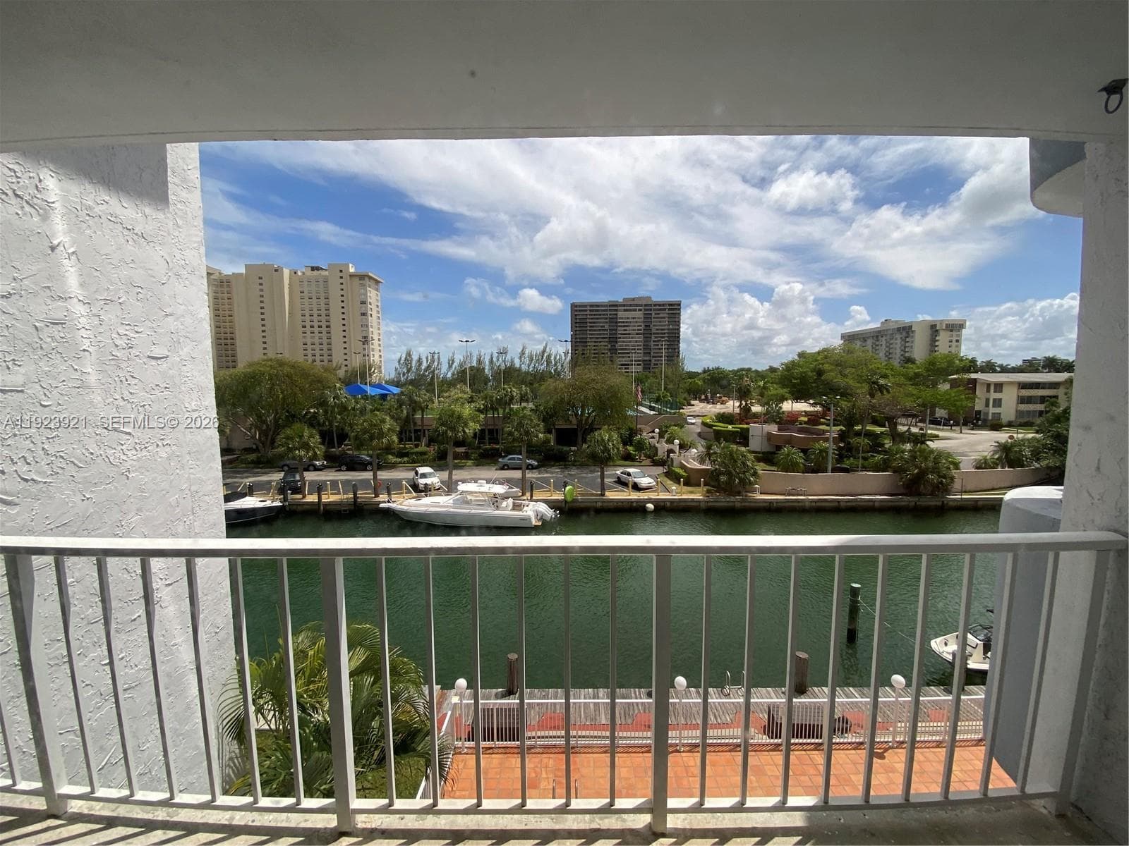 1650 NE 115th St # 405, Miami, FL 33181 photo 3