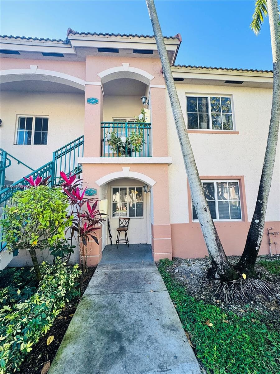 1260 SE 31st Ct # 105-34, Homestead, FL 33035 photo 4