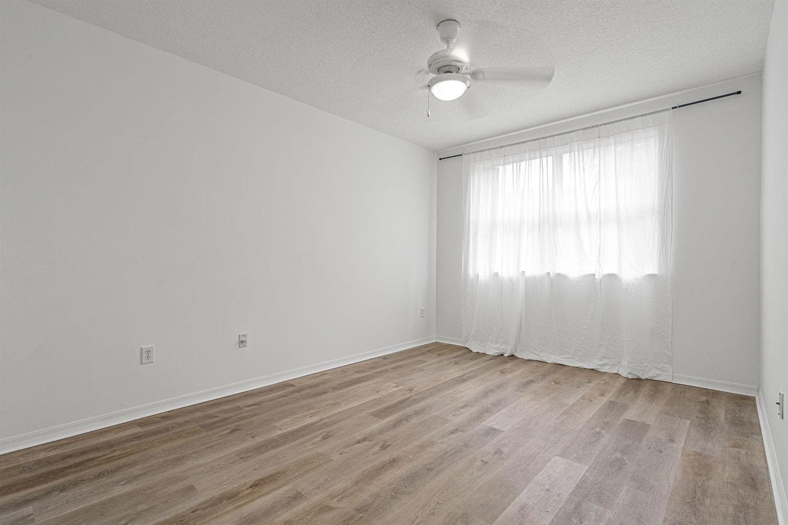 8520 NW 139th Terrace # 1602, Miami Lakes, FL 33016 photo 4