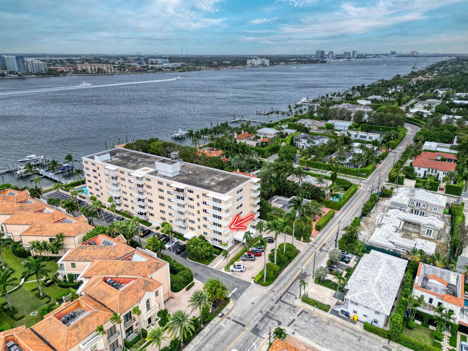 250 N Bradley Place # 402, Palm Beach, FL 33480