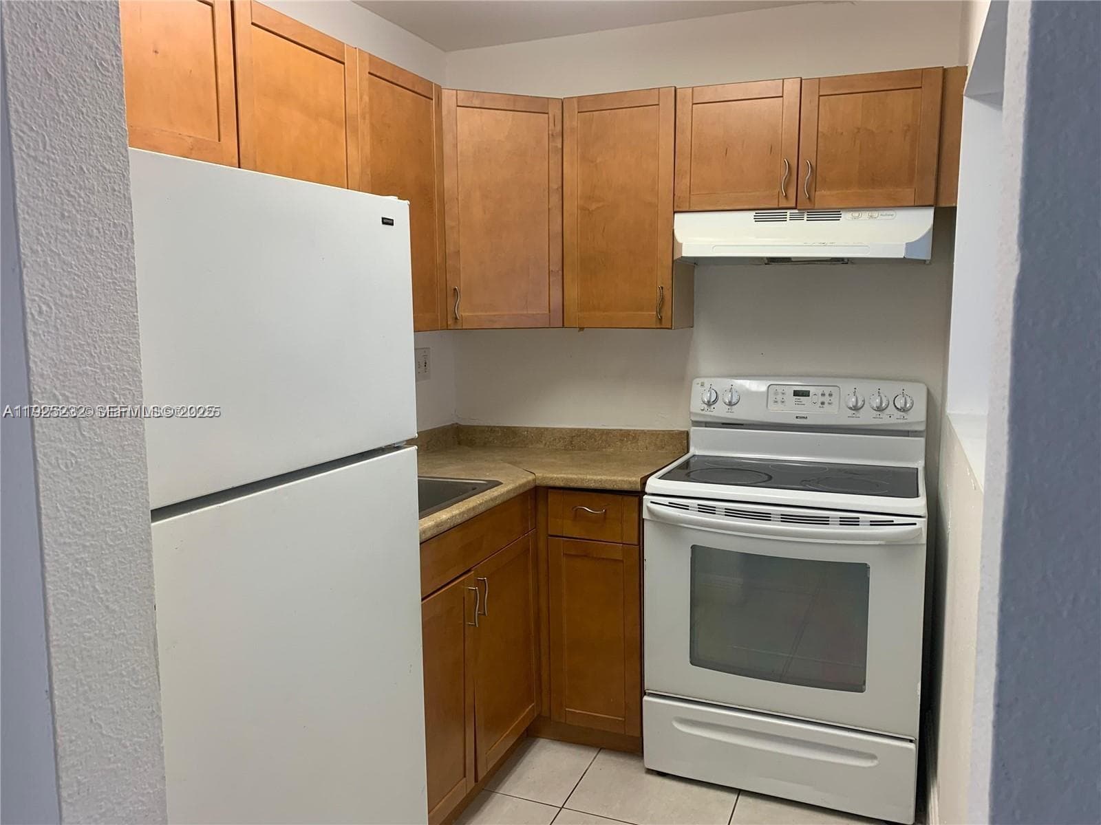 241 SE 9th Ave # 106, Pompano Beach, FL 33060 photo 4