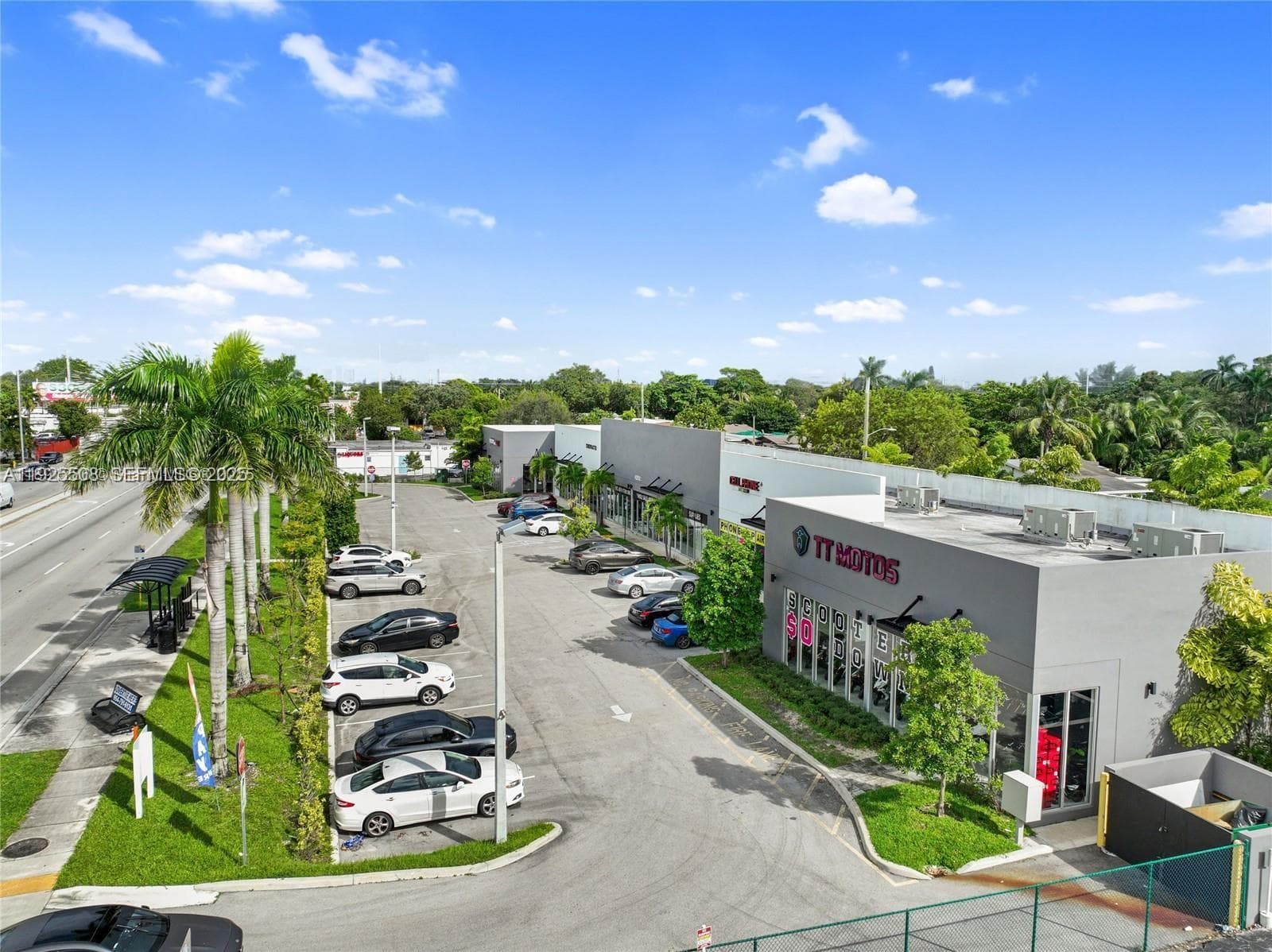 4250 W Hallandale Beach Blvd # 1, Pembroke Park, FL 33023 photo 3