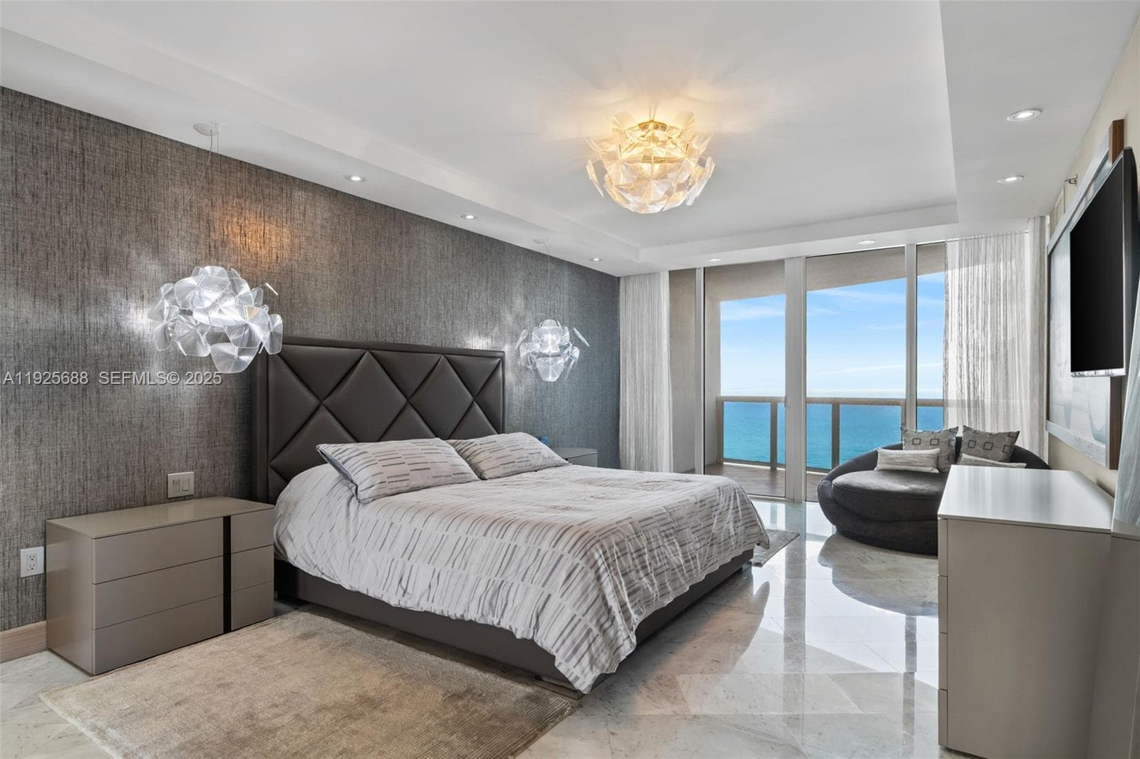 17201 Collins Ave # 3505, Sunny Isles Beach, FL 33160 photo 2