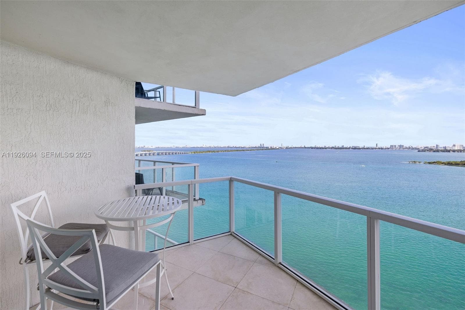 665 NE 25th St # 1801, Miami, FL 33137 photo 2
