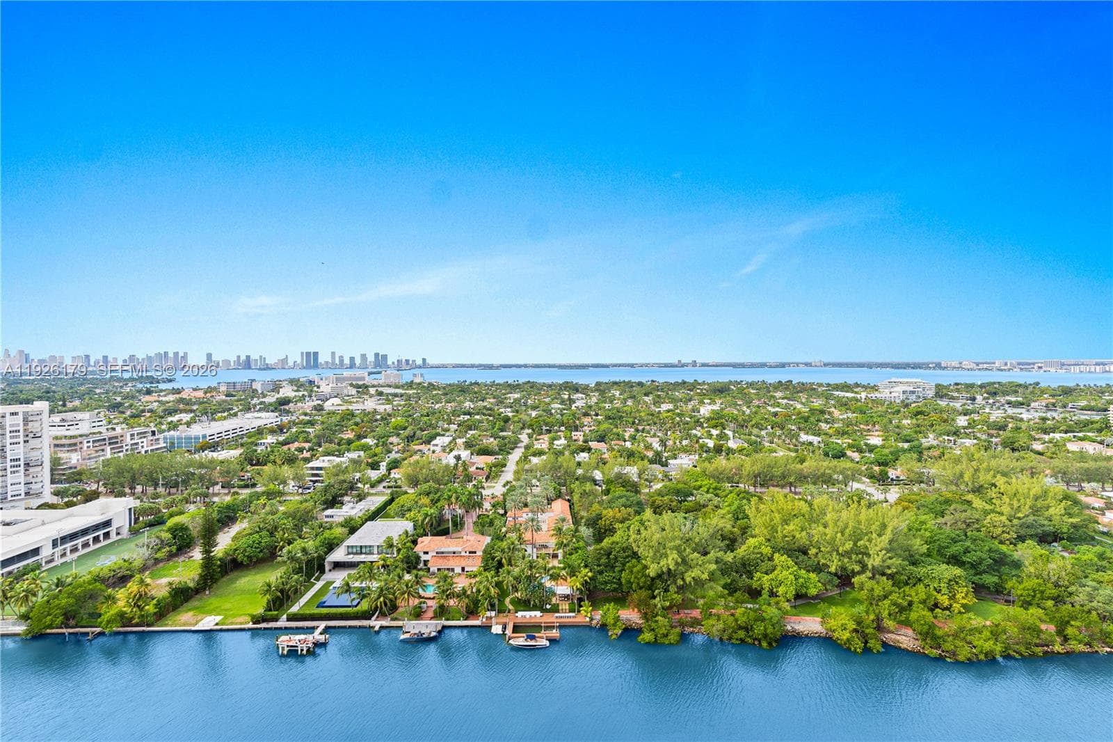 4401 Collins Ave # 2517, Miami Beach, FL 33140 photo 4