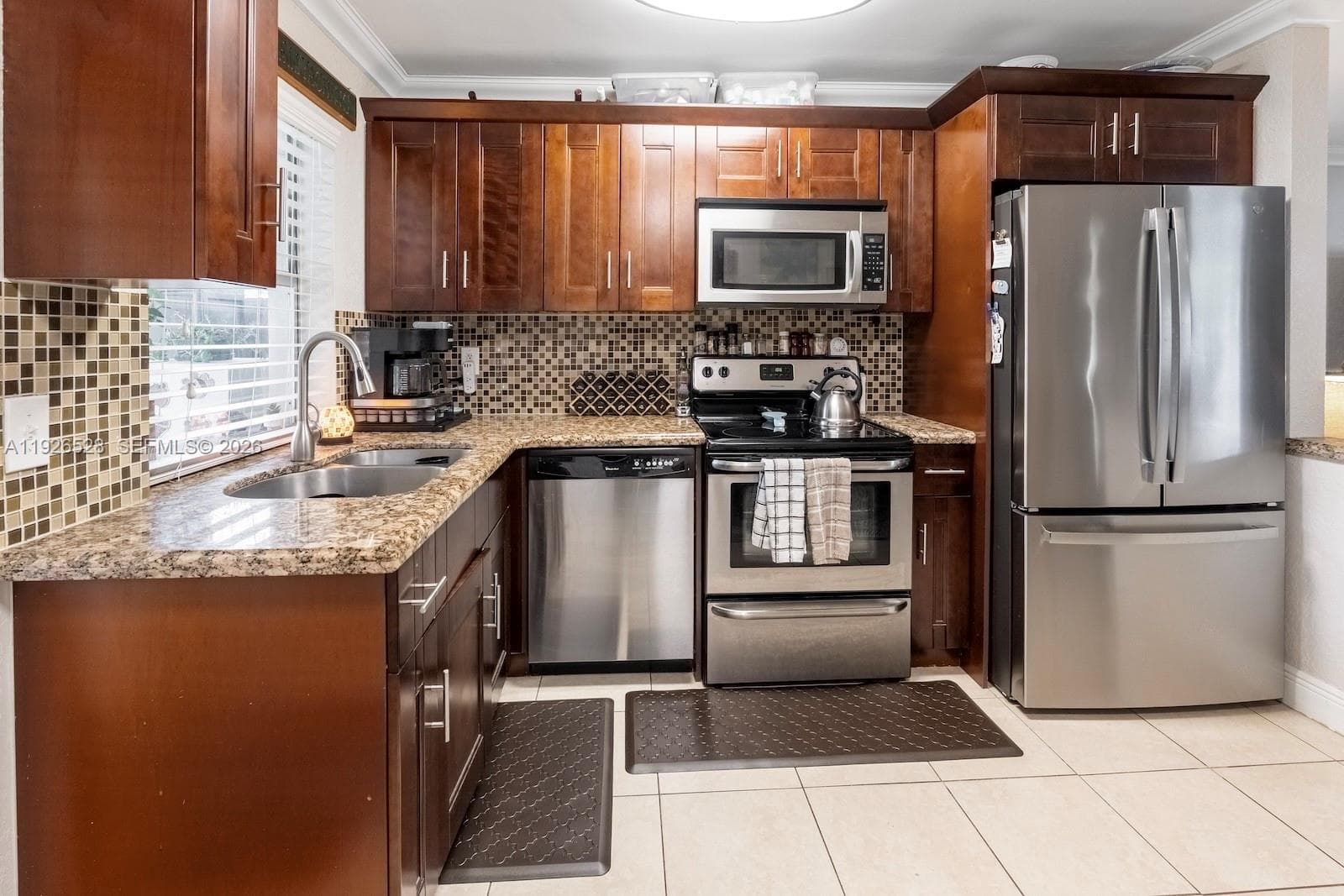7002 NW 95th Ave, Tamarac, FL 33321 photo 2