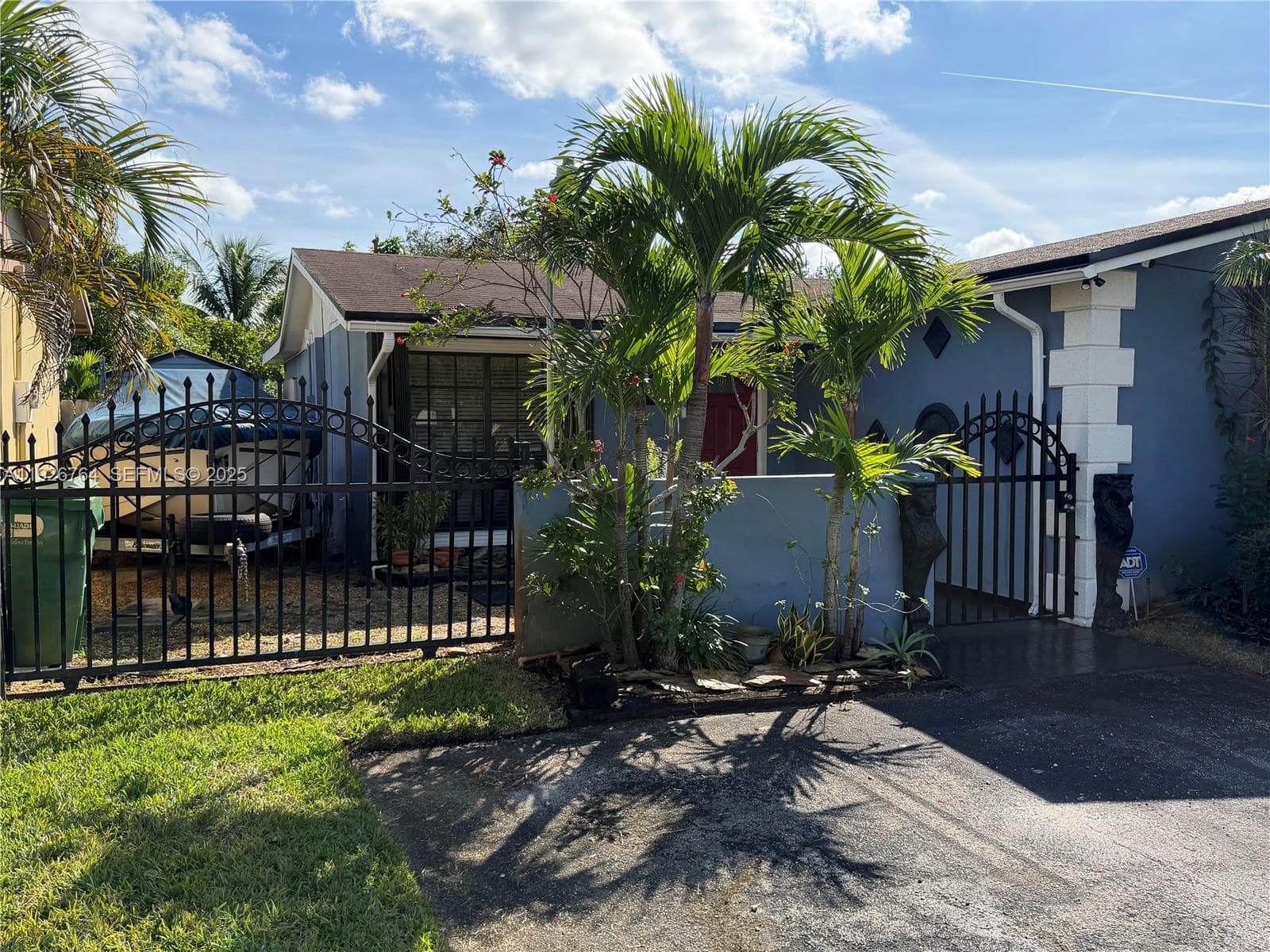 2926 NW 191st Ln, Miami Gardens, FL 33056 photo 2