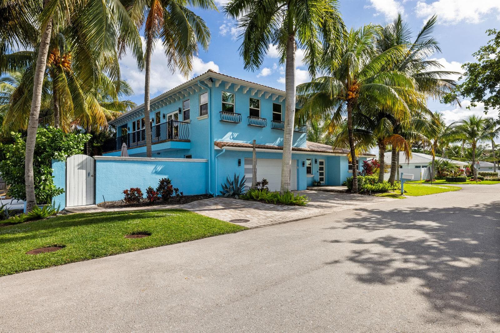100 Neptune Drive, Hypoluxo, FL 33462 photo 2