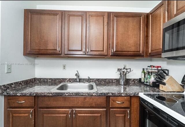 185 Normandy # D, Delray Beach, FL 33484 photo 3