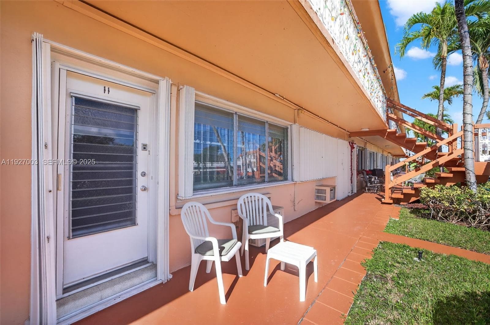 800 SW 10th Ter # 11T, Hallandale Beach, FL 33009 photo 3