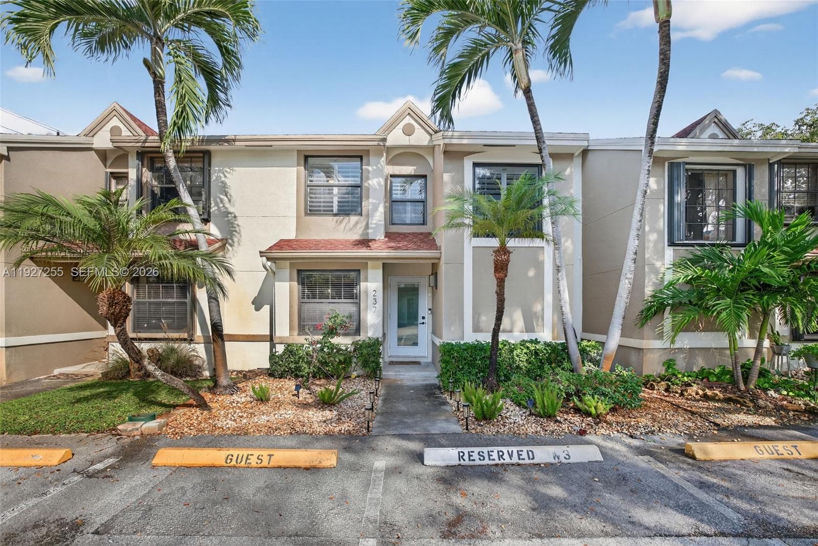 237 City View Dr # 237, Fort Lauderdale, FL 33311 photo 2