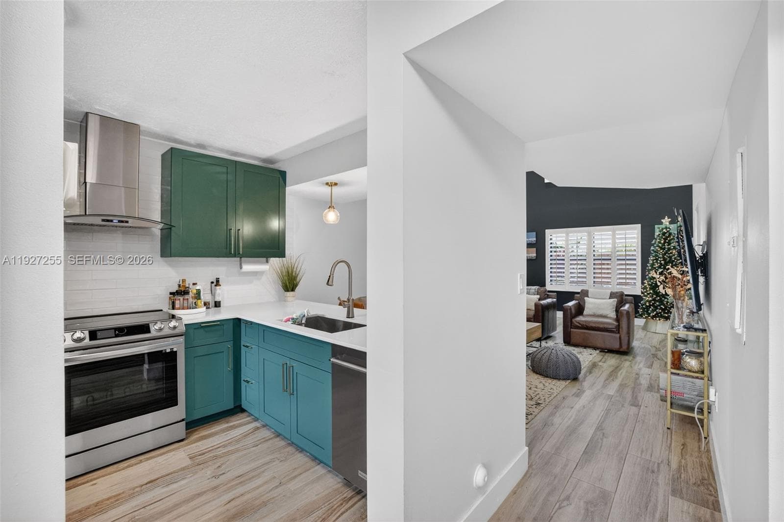 237 City View Dr # 237, Fort Lauderdale, FL 33311 photo 3
