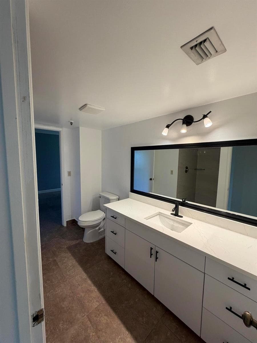 2202 S Cypress Bend Drive # 101, Pompano Beach, FL 33069 photo 4