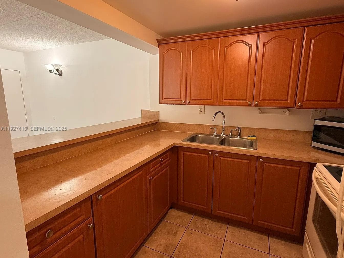 5855 Washington St # 91, Hollywood, FL 33023 photo 3